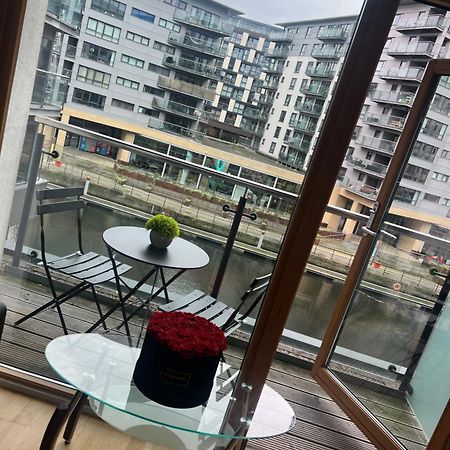 Clarance Docks Apartment Leeds  Luaran gambar