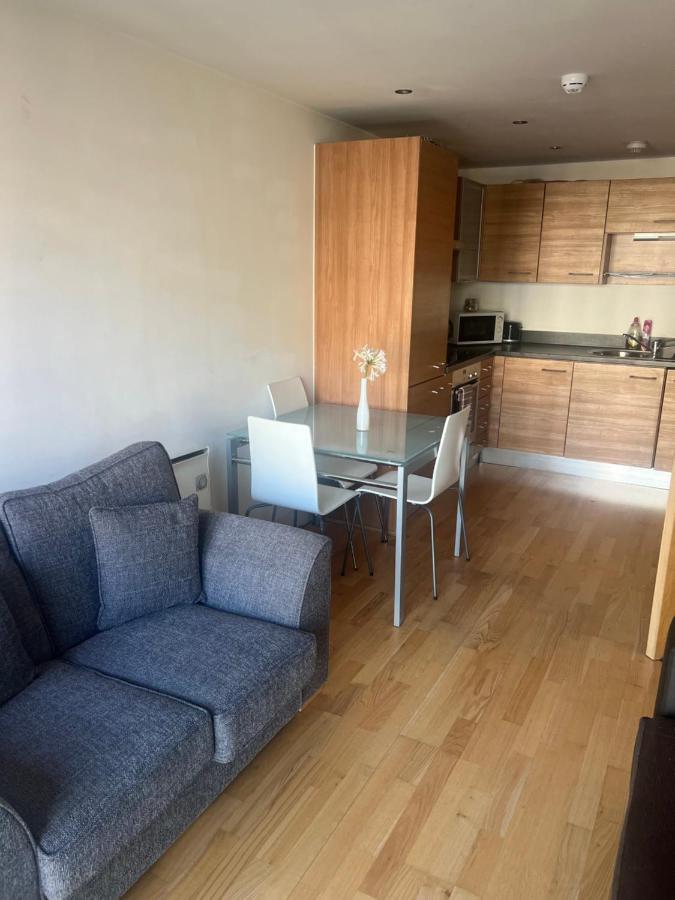 Clarance Docks Apartment Leeds  Luaran gambar